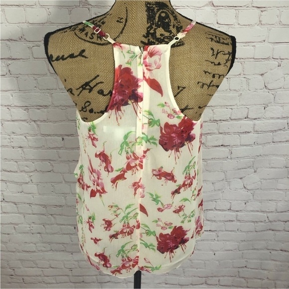 Piperlime Floral Racerback Layered Tank top - Picture 5 of 5